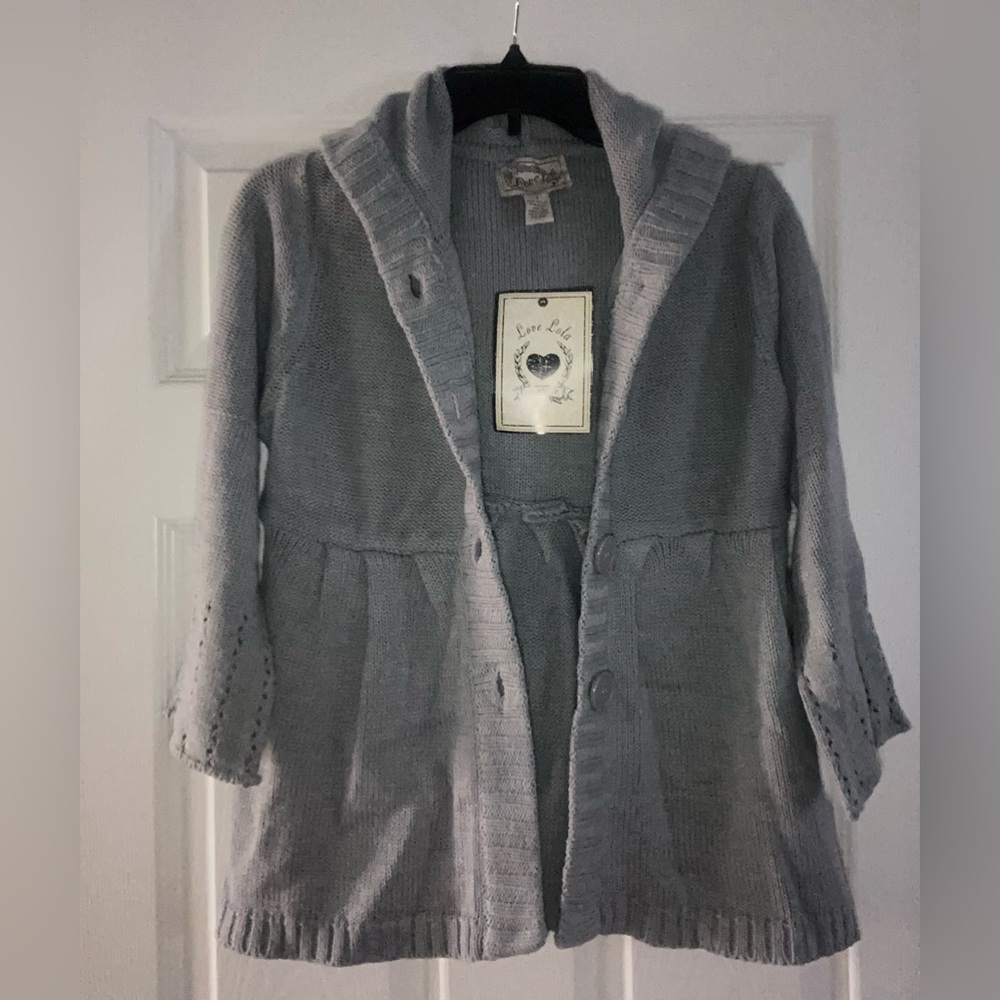 Love Lola vintage sweater with a hood. Gray. Large.
